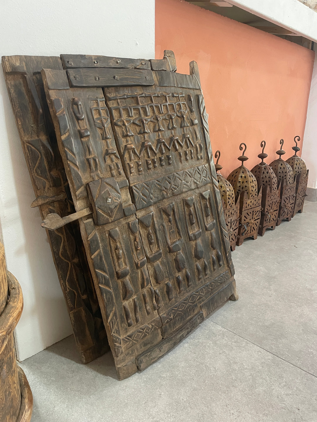 Dogan door