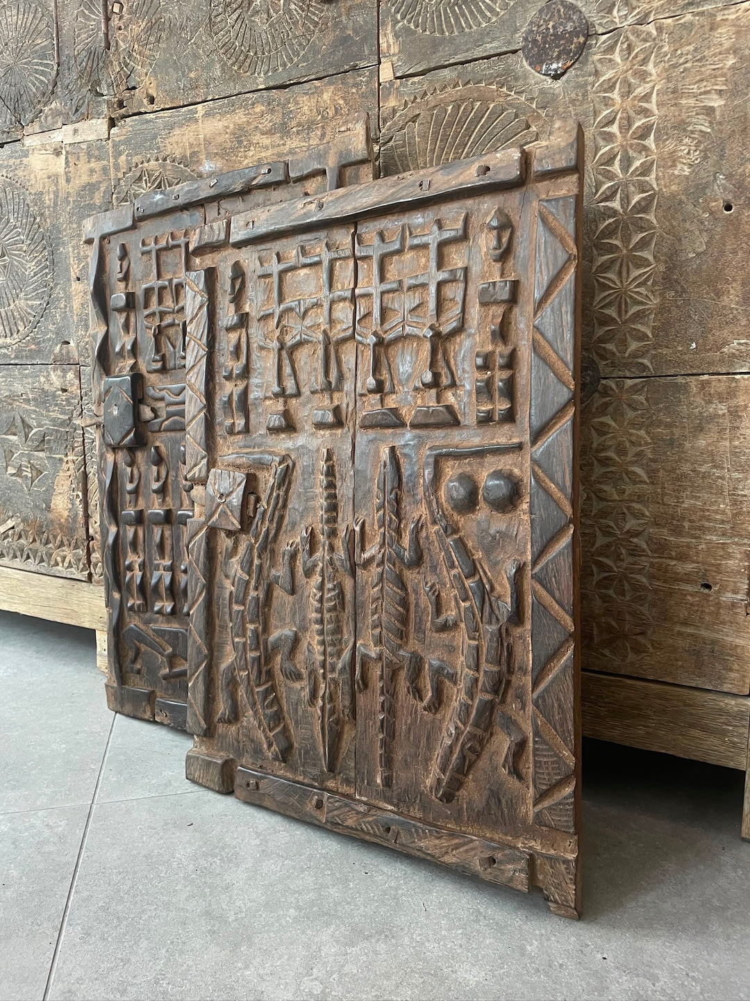 Dogan door